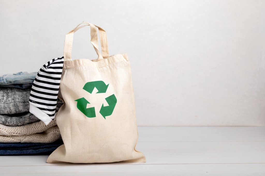 re-useable cloth shopping bags