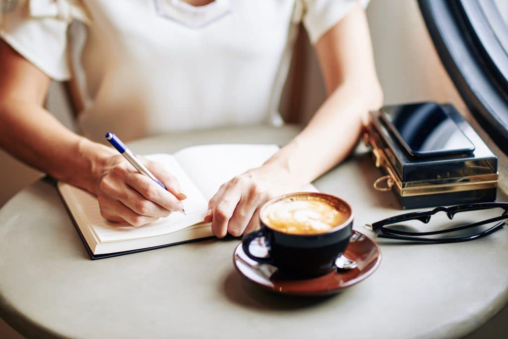 writing gratitude journal