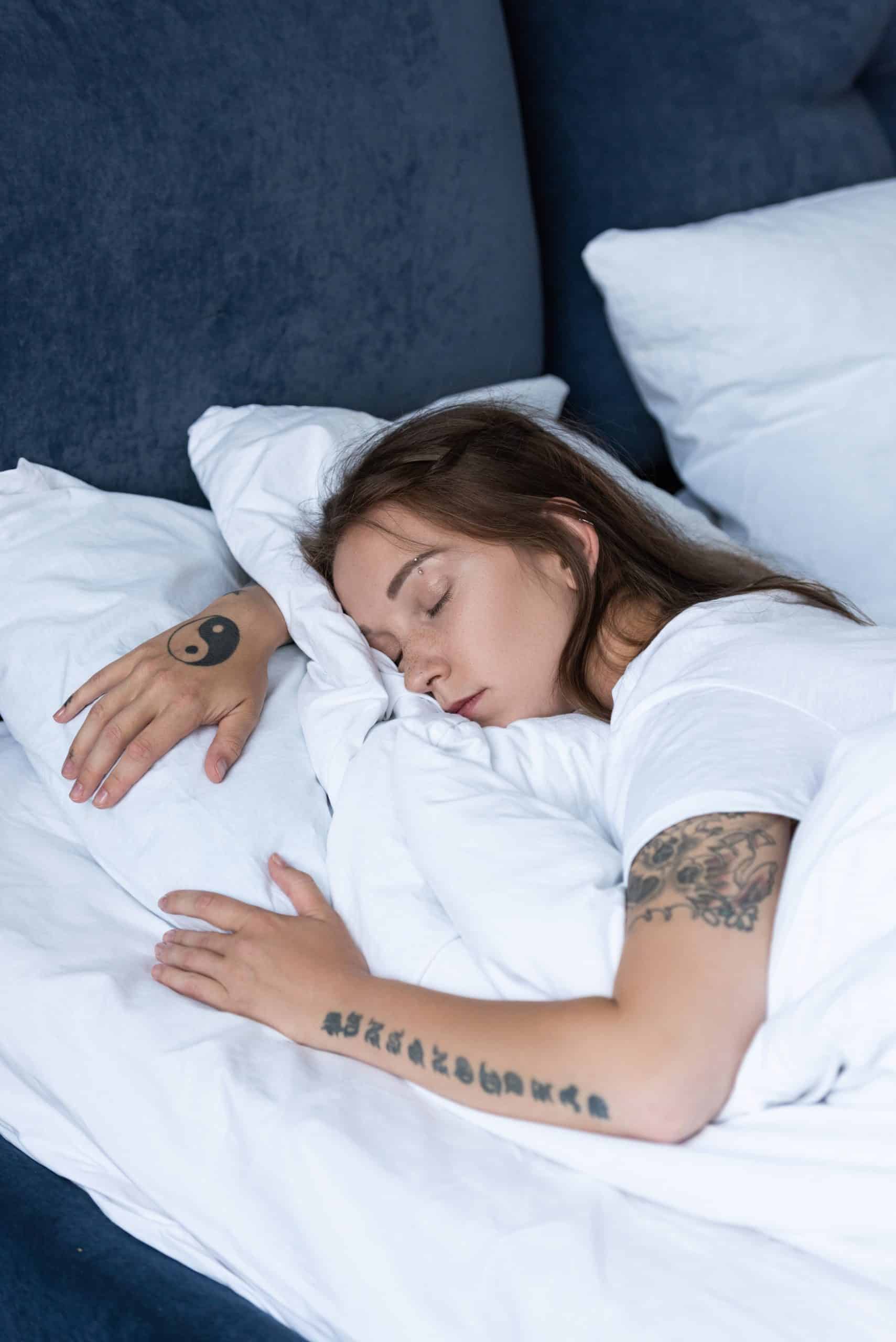 how to sleep with a new tattoo 