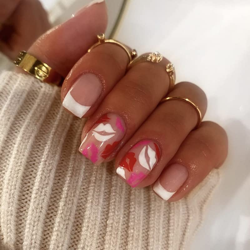 kiss mark valentines nail idea