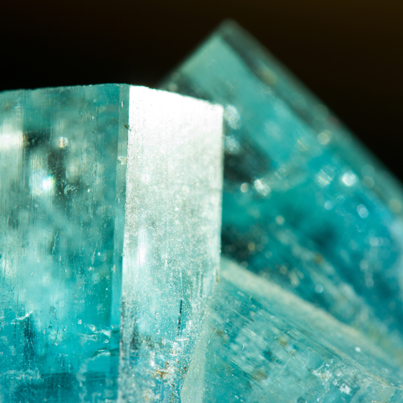 Aquamarine: Color, Value, and Worth - A Comprehensive Guide - On Your ...