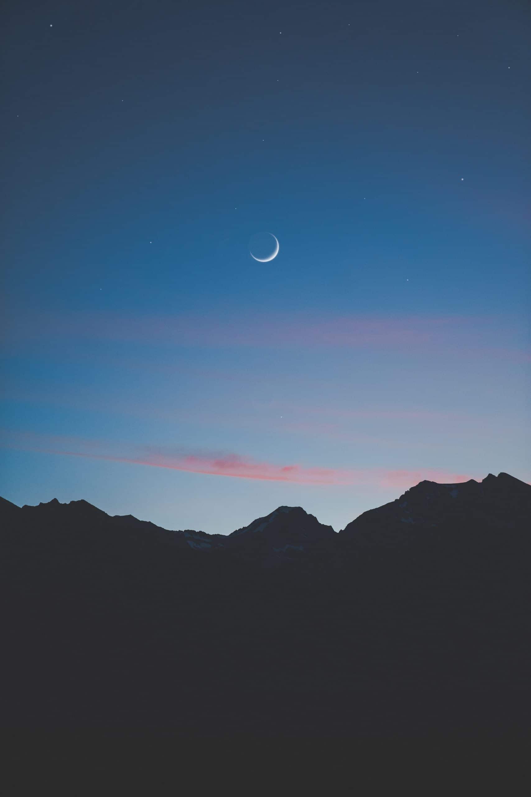 crescent moon waning 