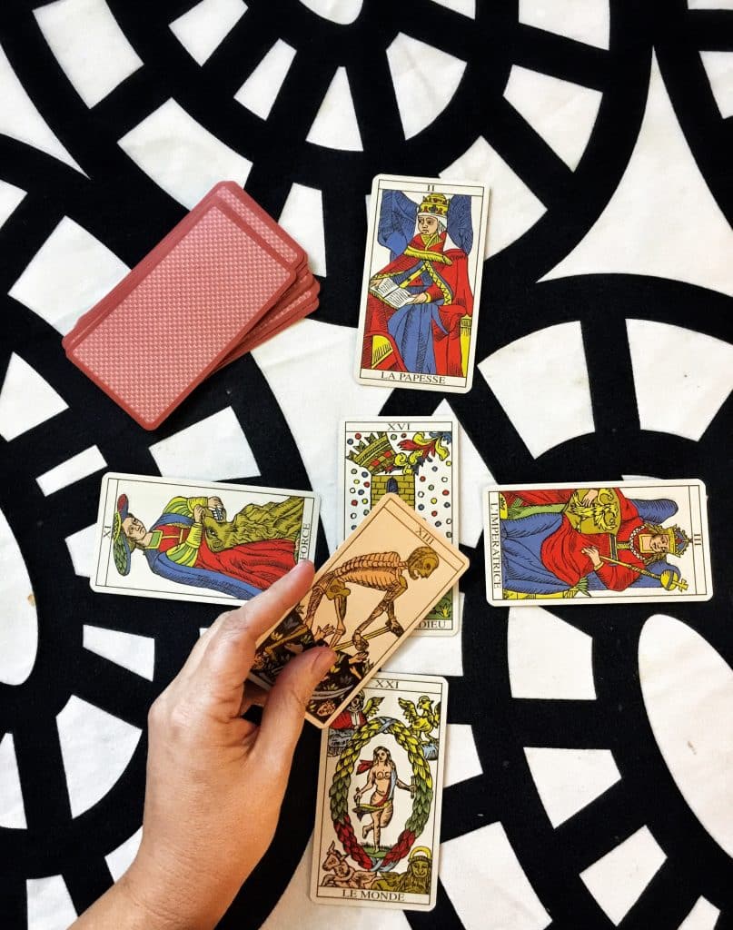 tarot card cross spread