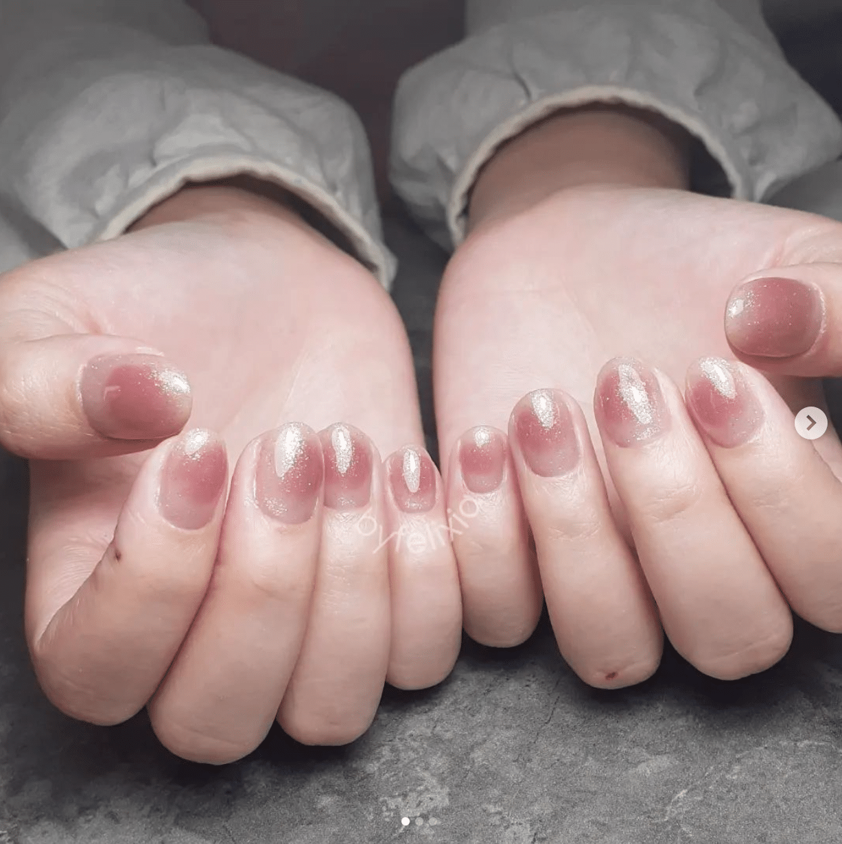 glitter blush nails sparkle