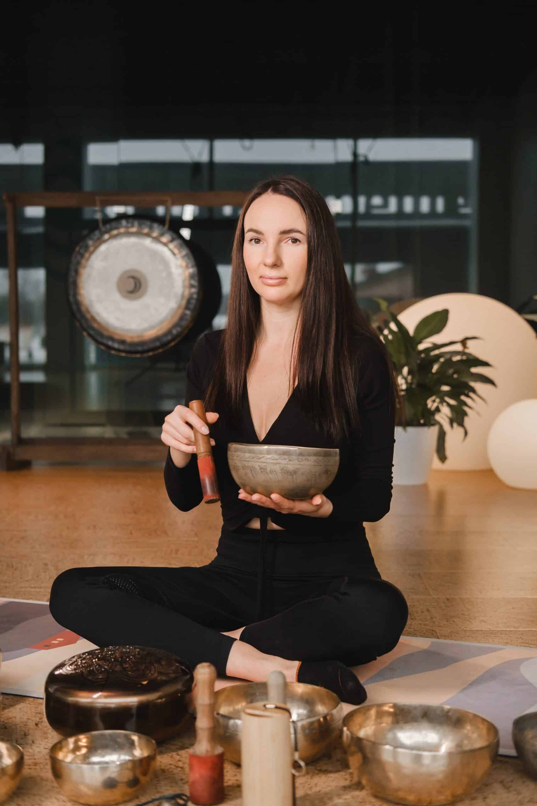 Tibetan singing bowl meditation