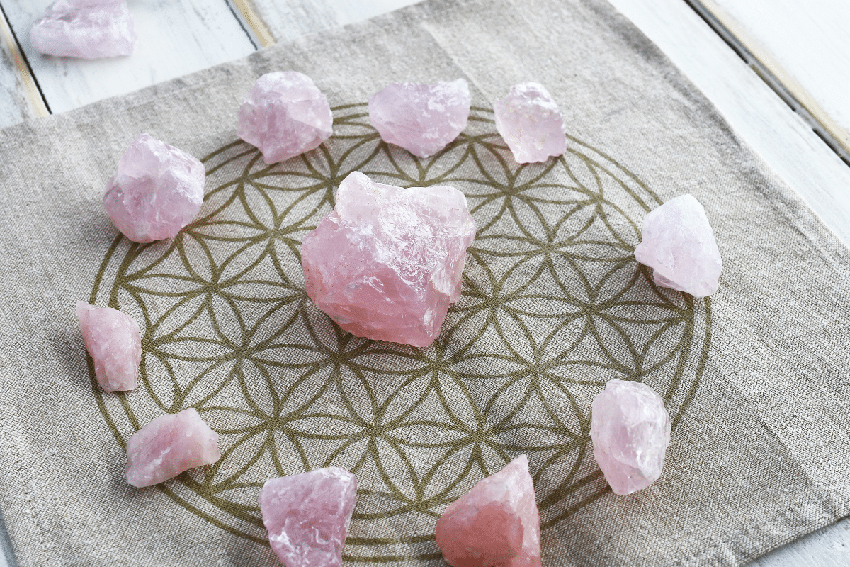 rose quartz crystal grid