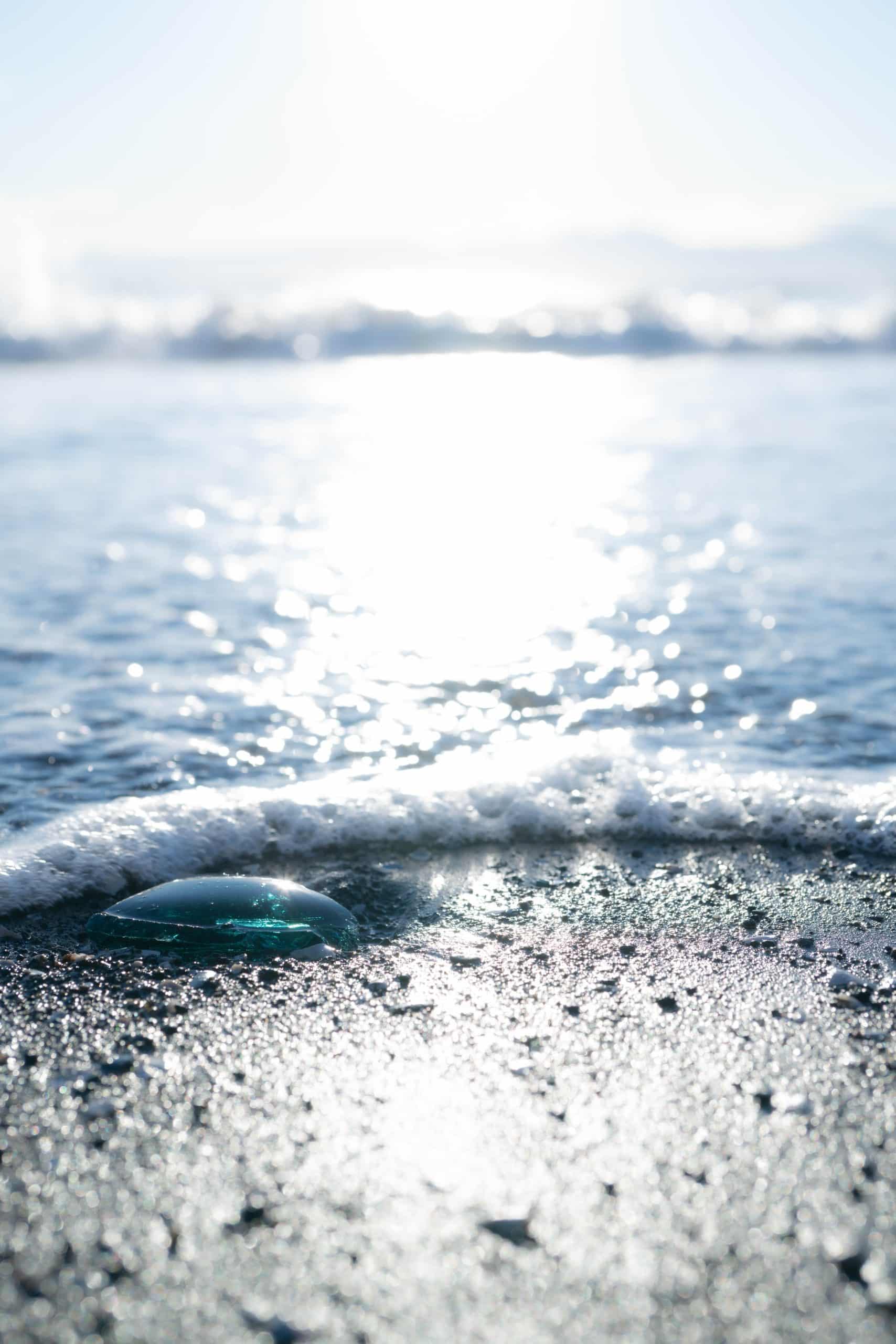 glass in the ocean 