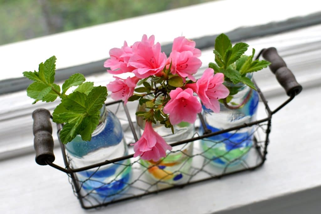 sea glass in flower vases 
