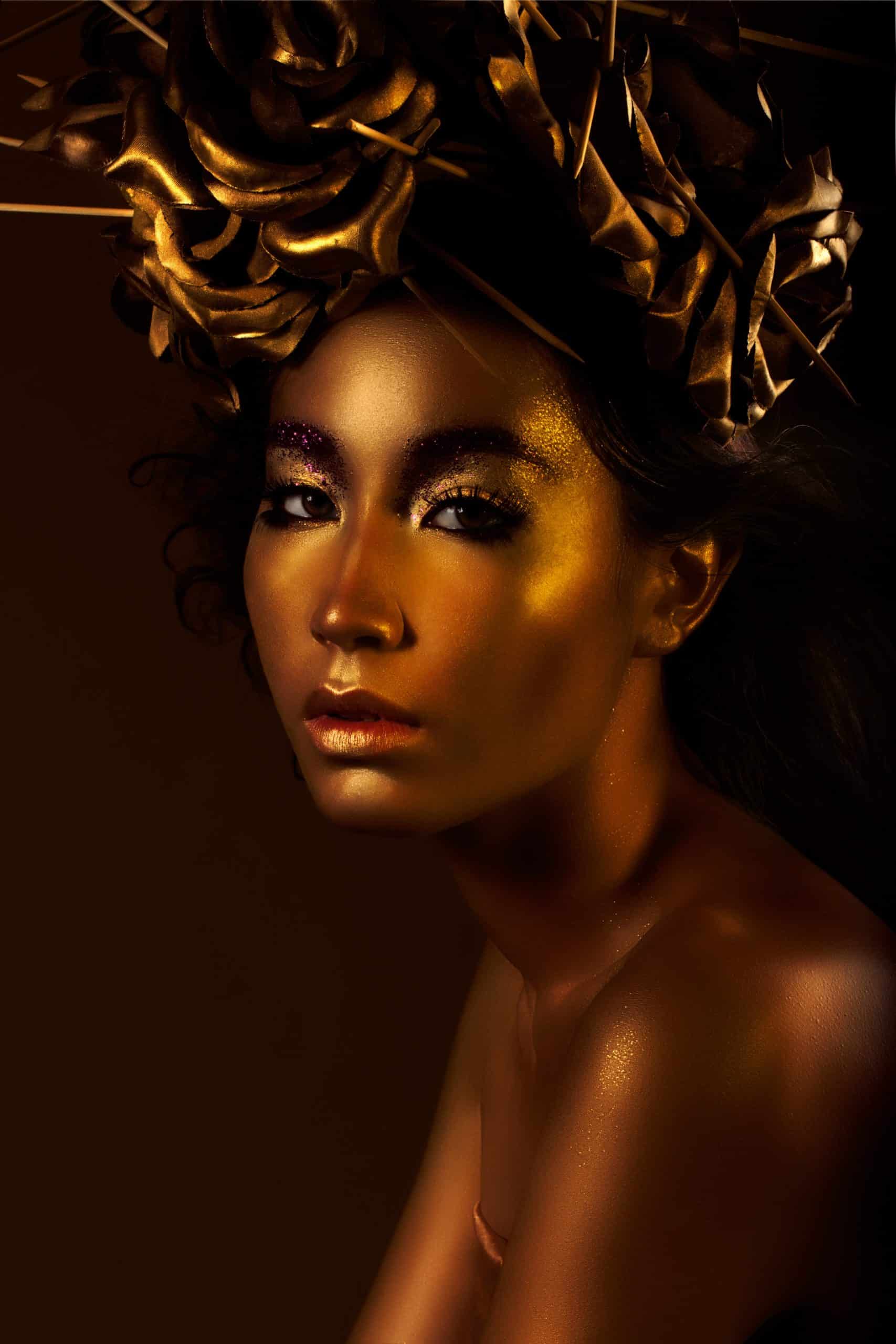 gold body paint, medusa cos play