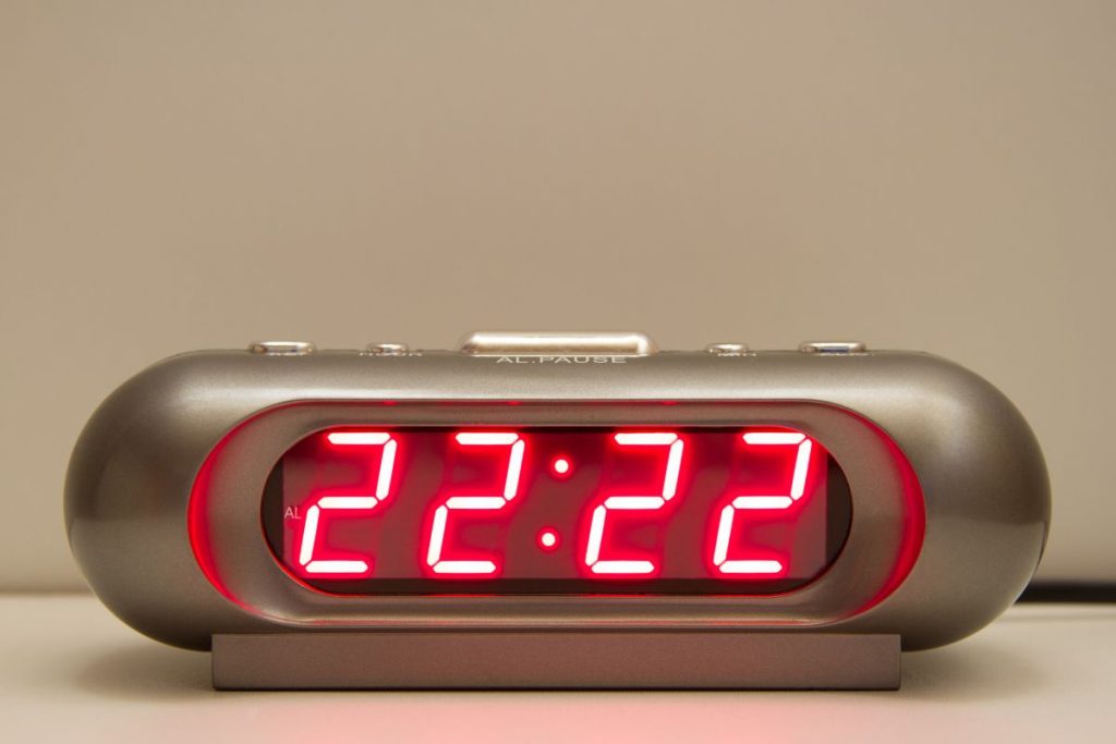 seeing 22:22 on a clock