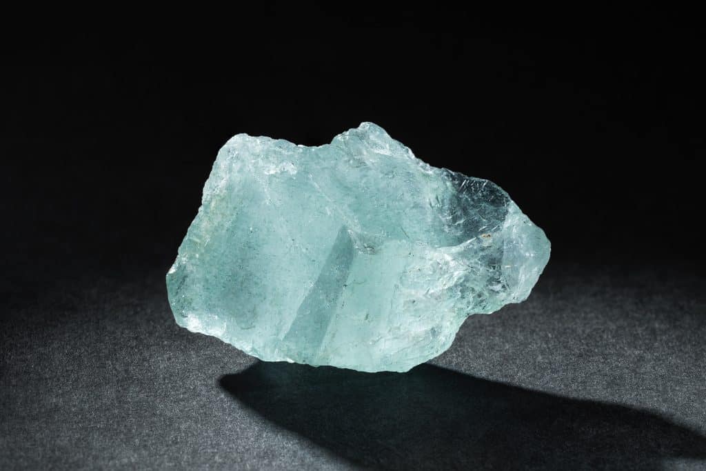 aquamarine crystal for releasing and letting things go 