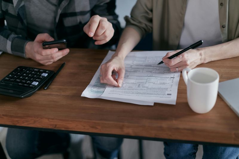 Keeping Money Secrets