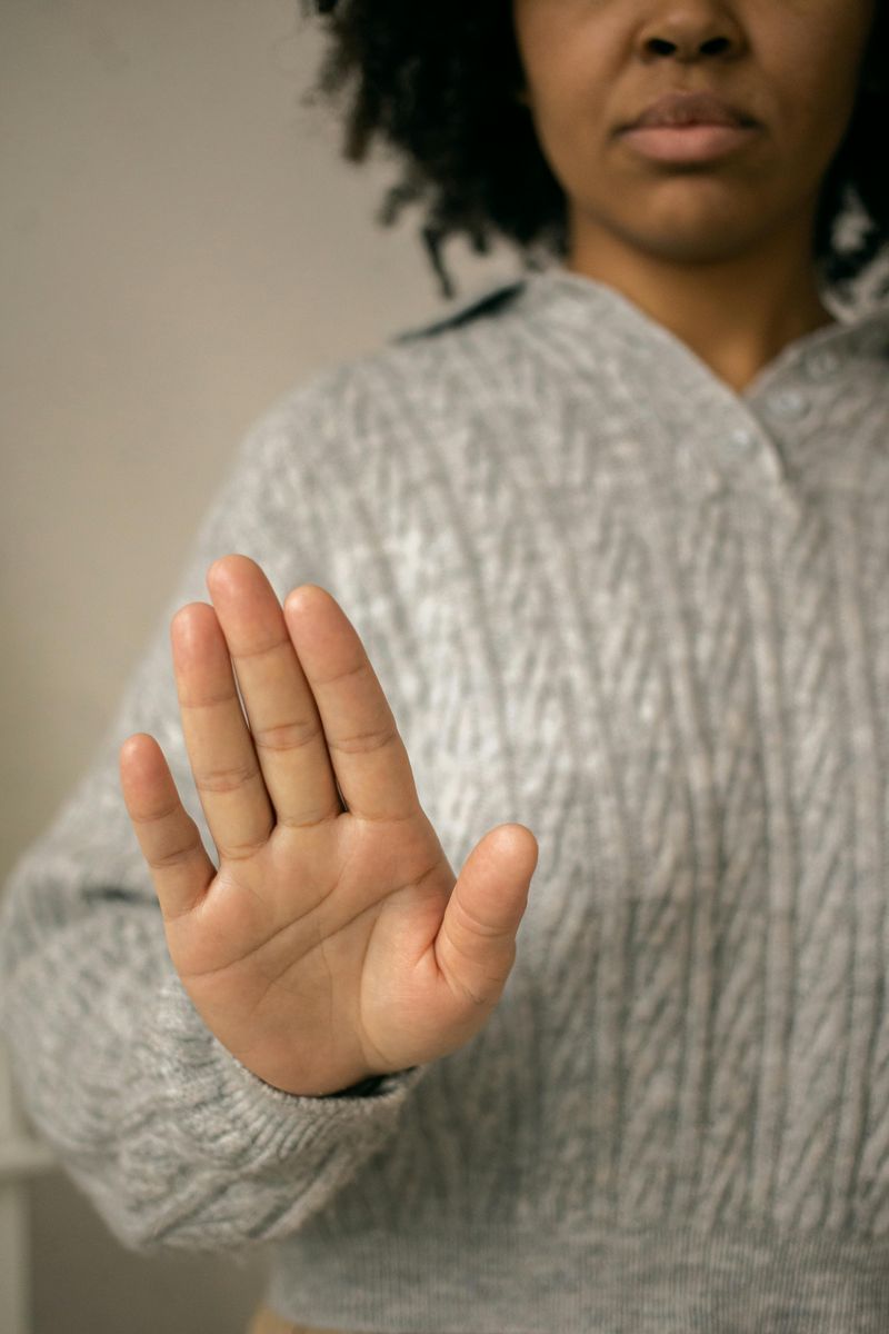 Refusing to apologise (or apologising without changing)