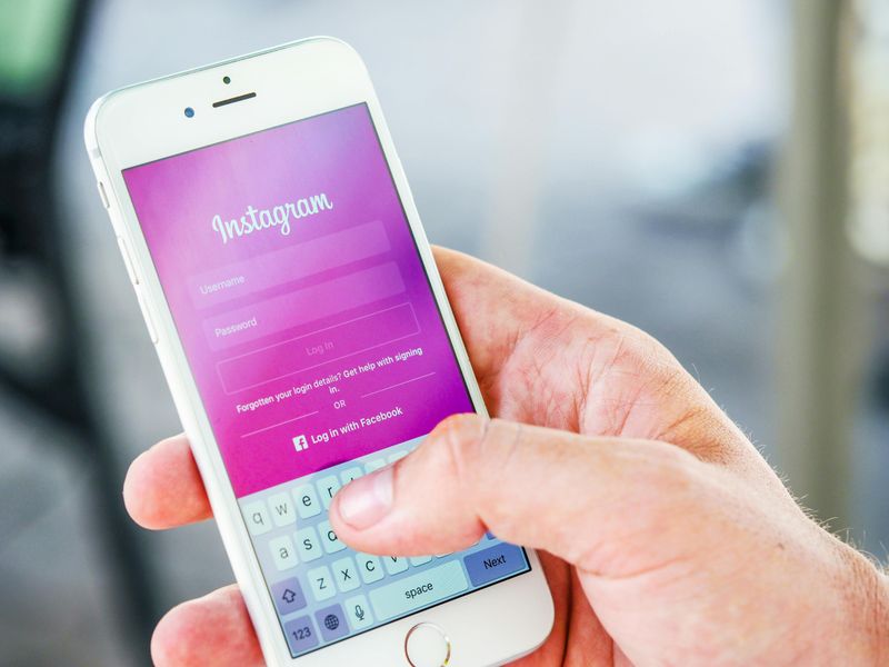 Vanishing Social Media Presence