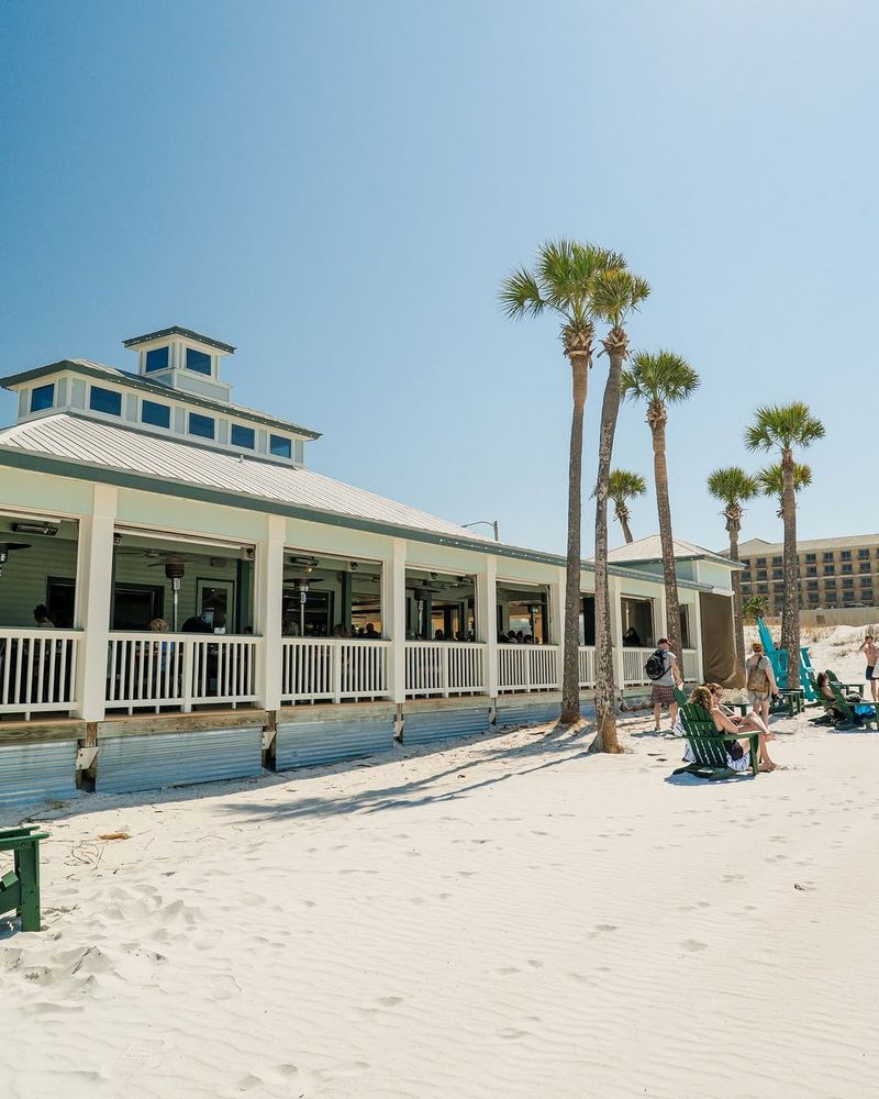 Crabby's Beachside Pavilion (Clearwater Beach)