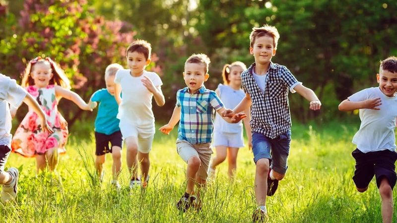 Letting Kids Play Outside Unsupervised All Day