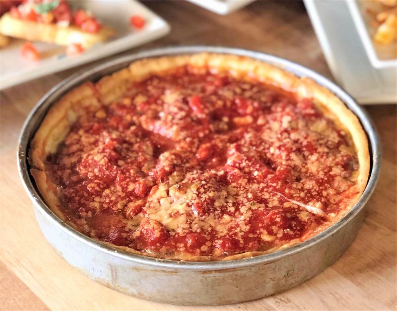 Lou Malnati's Pizzeria – Chicago, IL