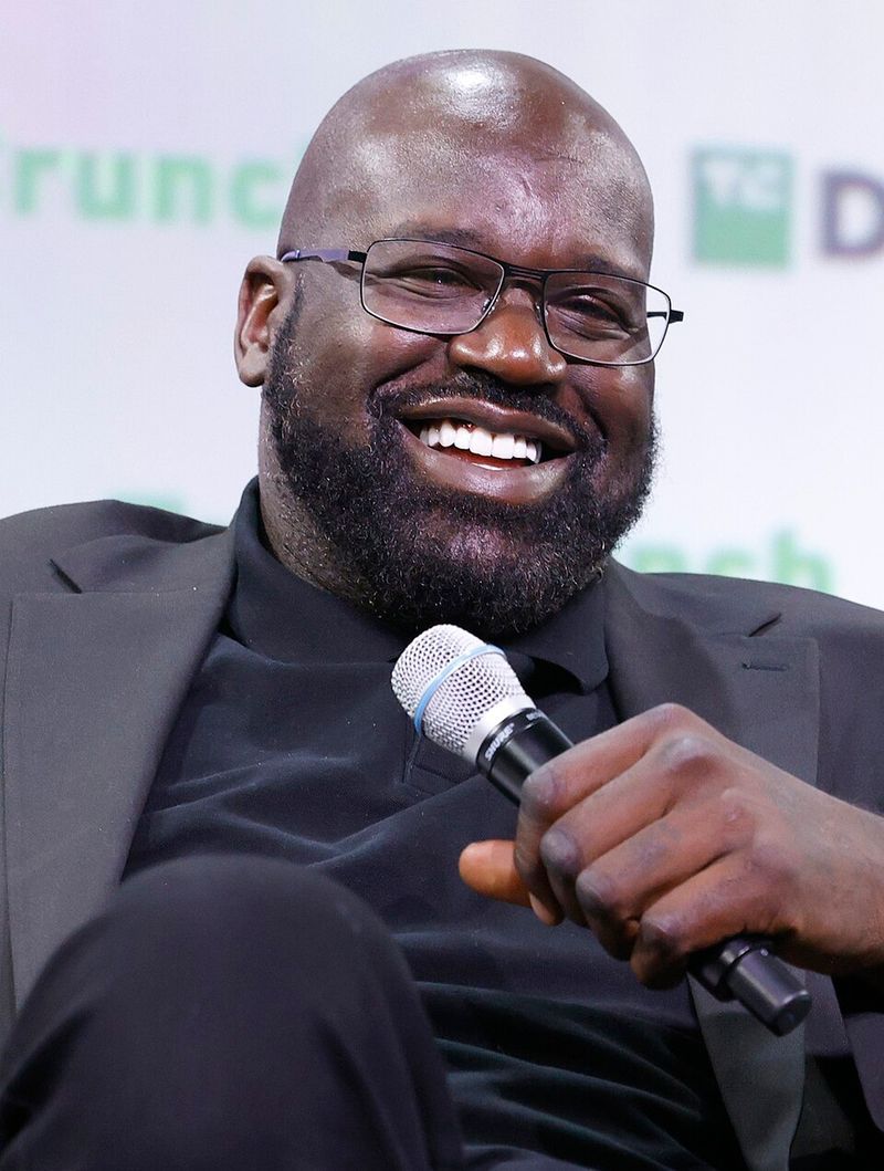 Shaquille O'Neal Shuts Down a Bar Patron at a Young Age