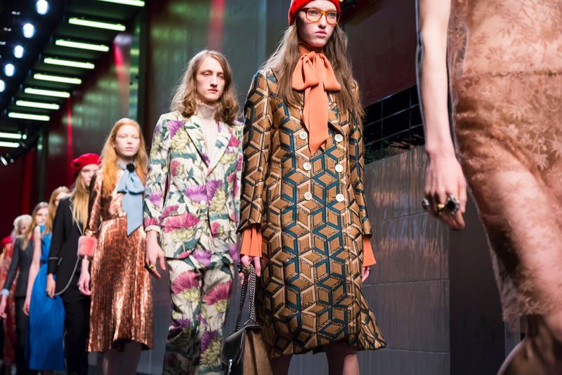 Mixing Loud Prints and Fabrics