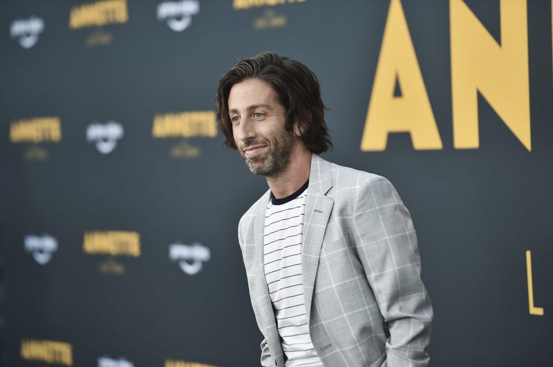 Simon Helberg (Howard Wolowitz)