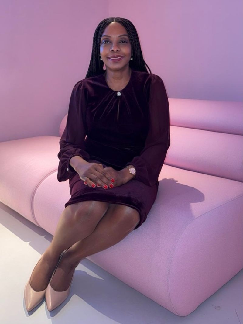 Use Graceful and Deliberate Body Language