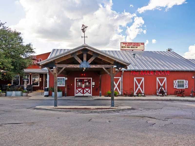 The Barn Door Restaurant (San Antonio, Texas)