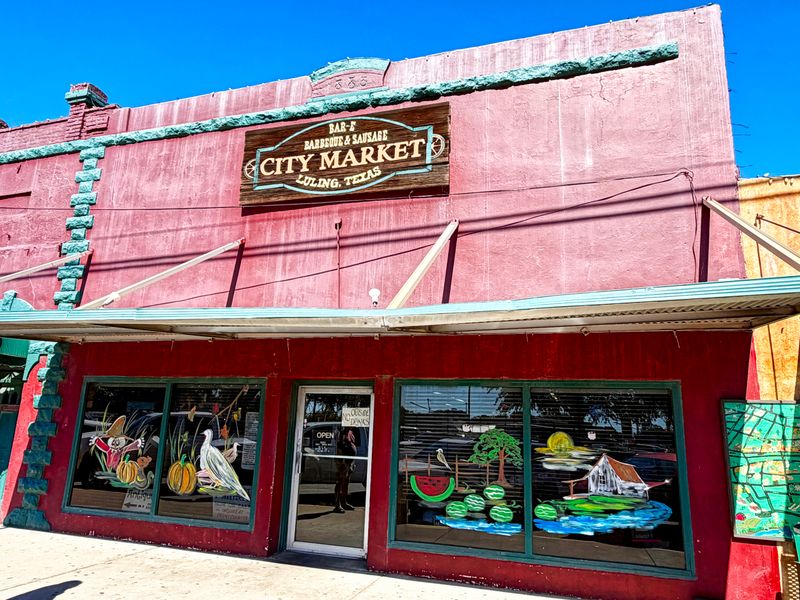 City Market, Luling, TX