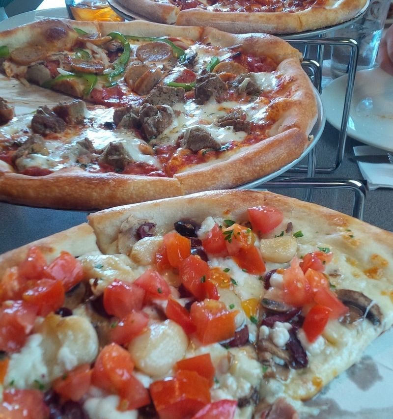 Dewey's Pizza – Cincinnati and Dayton, OH