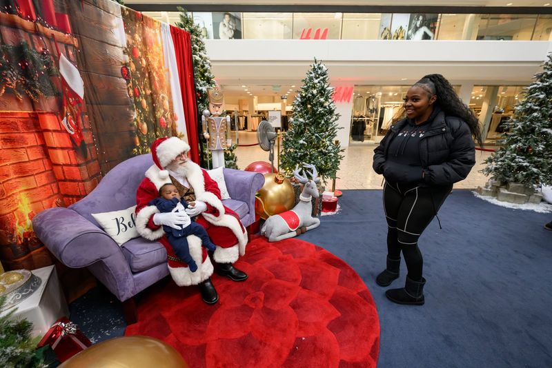 Mall Santa Photo Sets