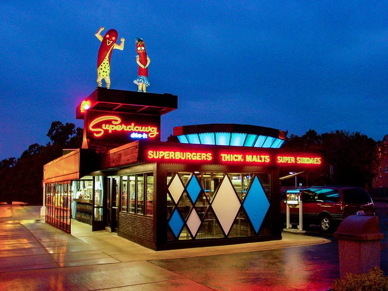 Superdawg Drive-In – Chicago, Illinois