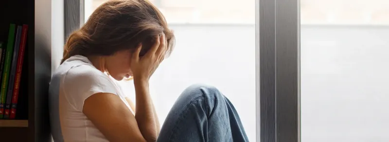 The Emotionally Unavailable Woman