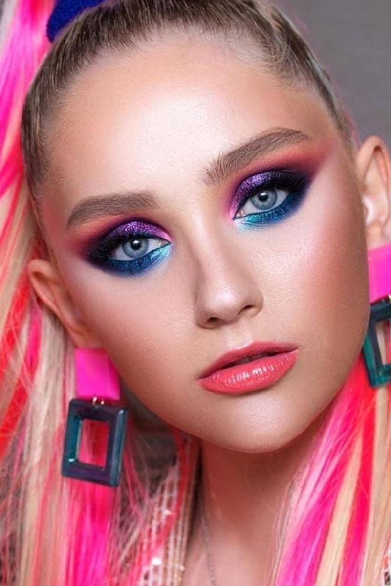 Heavy and Bright Makeup