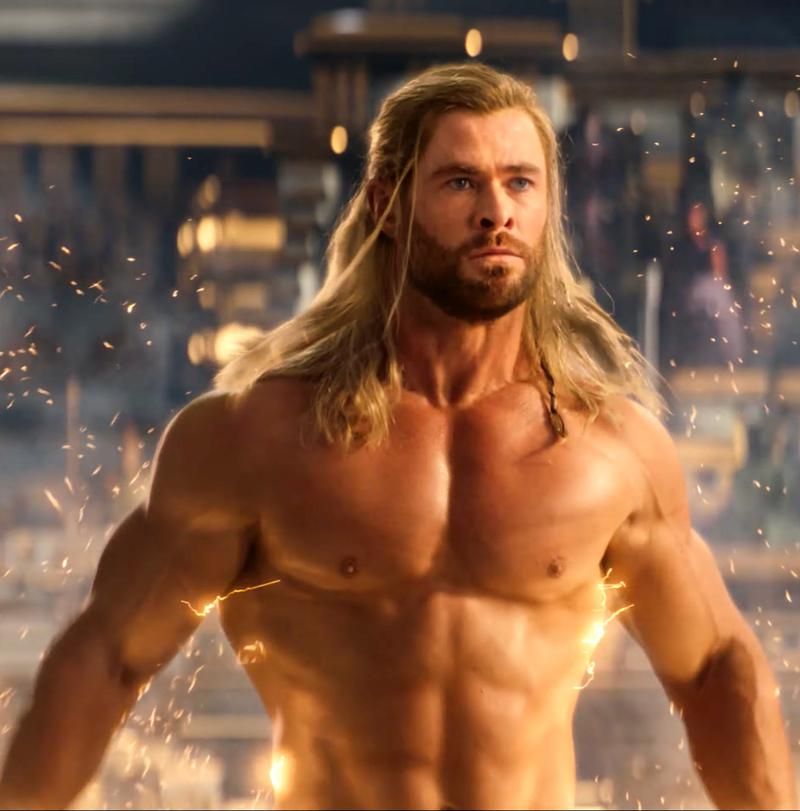Chris Hemsworth – Thor