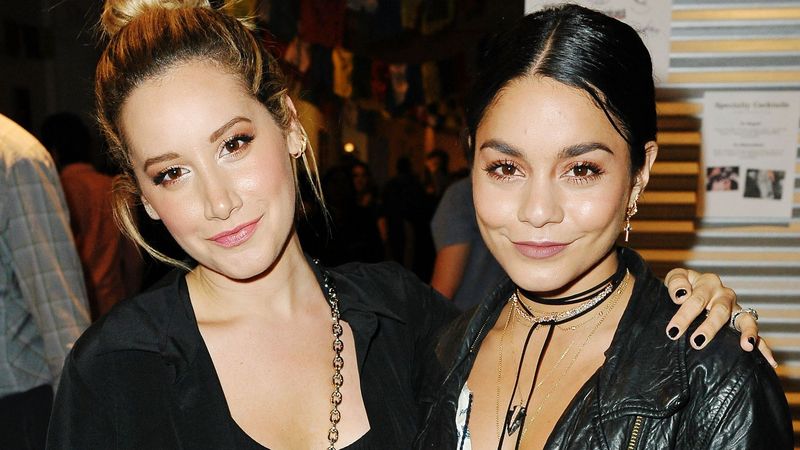 Vanessa Hudgens & Ashley Tisdale – High School Musical