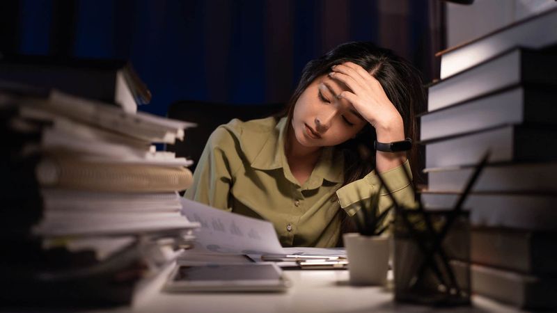 Figuring Things Out Before Asking for Help