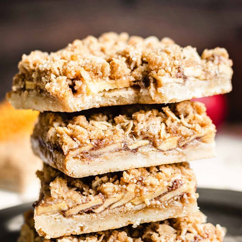 Apple Crisp Squares
