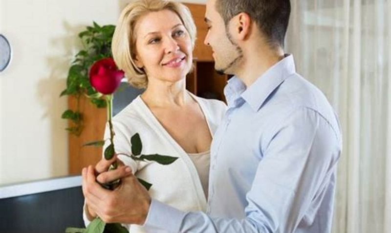 Show Genuine Interest in Her Life