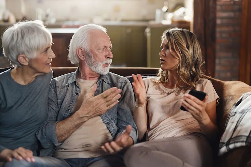 Avoiding Apps and Digital Tools in Daily Life