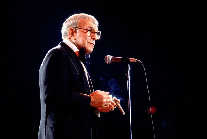 George Burns: Living to One Hundred
