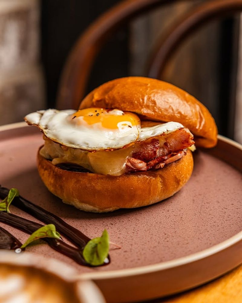 The Toasted Yolk