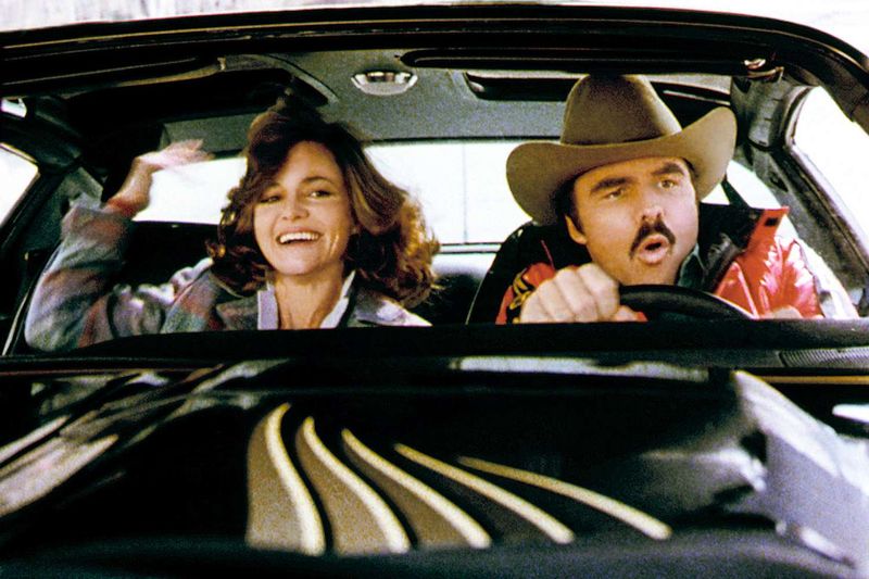 Smokey and the Bandit (1977)