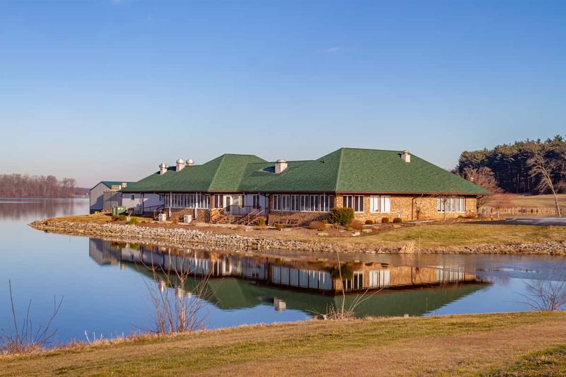 Stoll's Lakeview Restaurant (Loogootee)