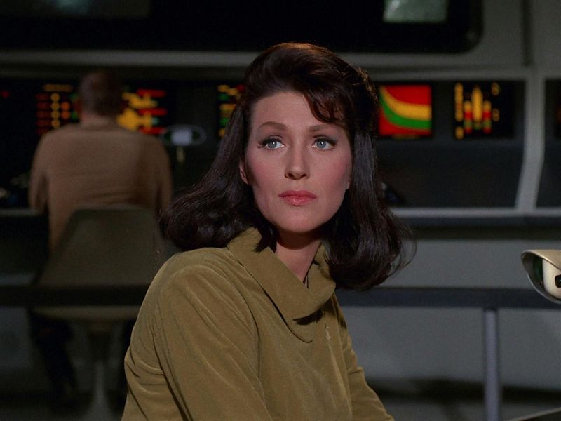 The First Pilot Had a Female First Officer