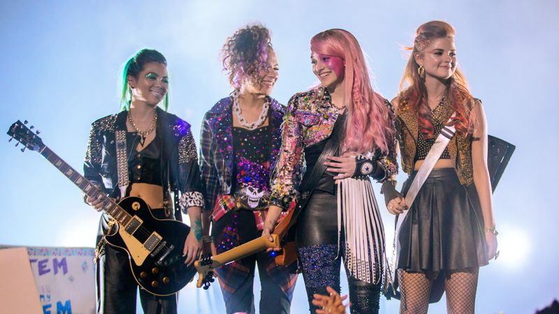 Jem and the Holograms (2015)