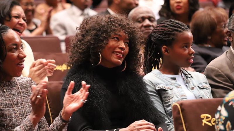 Angela Bassett
