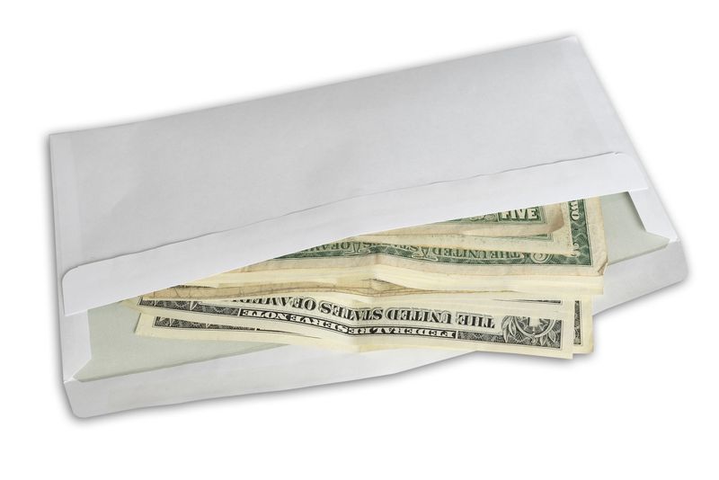Pay With Cash and Avoid Unnecessary Debt
