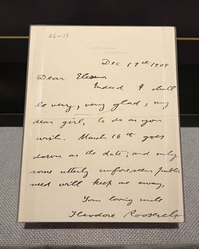 Cursive Writing and Handwritten Letters