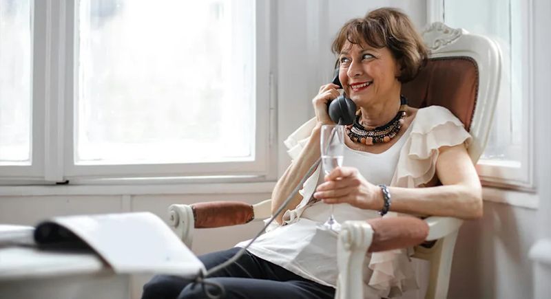 Landline Phones and the Expectation of Answering Calls