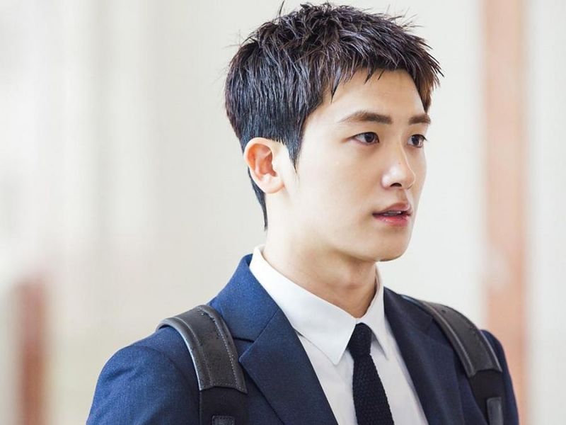 Park Hyung-sik (ZE:A)