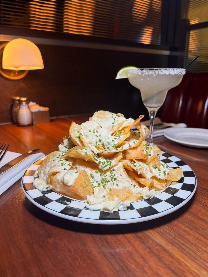 Ohio Nachos (Blue Cheese Potato Chips)